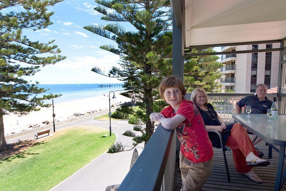 Seawall Apartments Adelaide Esterno foto