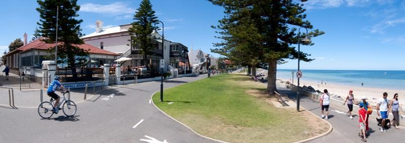 Seawall Apartments Adelaide Esterno foto