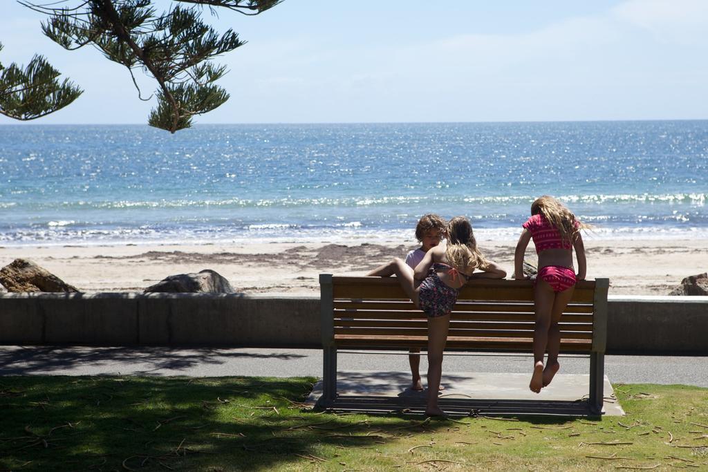 Seawall Apartments Adelaide Esterno foto